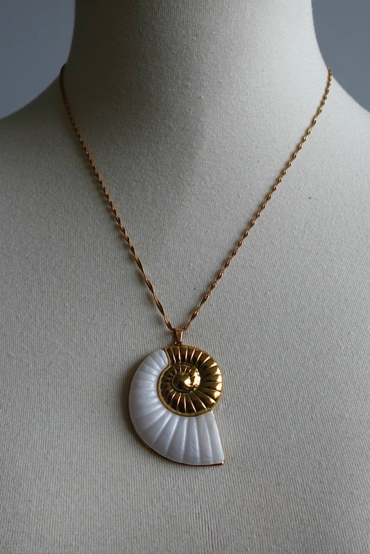 Boho Statement Seashell Gold Filled Necklace