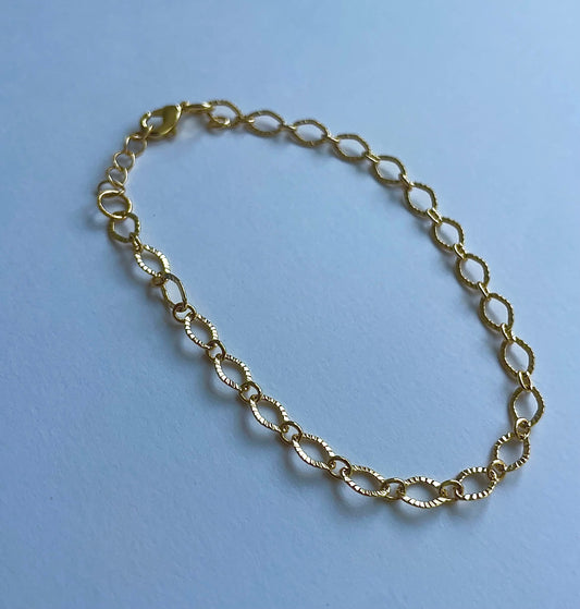 Essential Oval Gold Filled Adjustable Bracelet