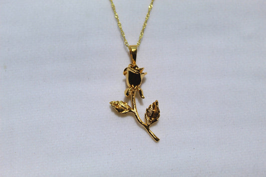 Gold “Venus” Rose Pendant Necklace - Serenityy The Brand